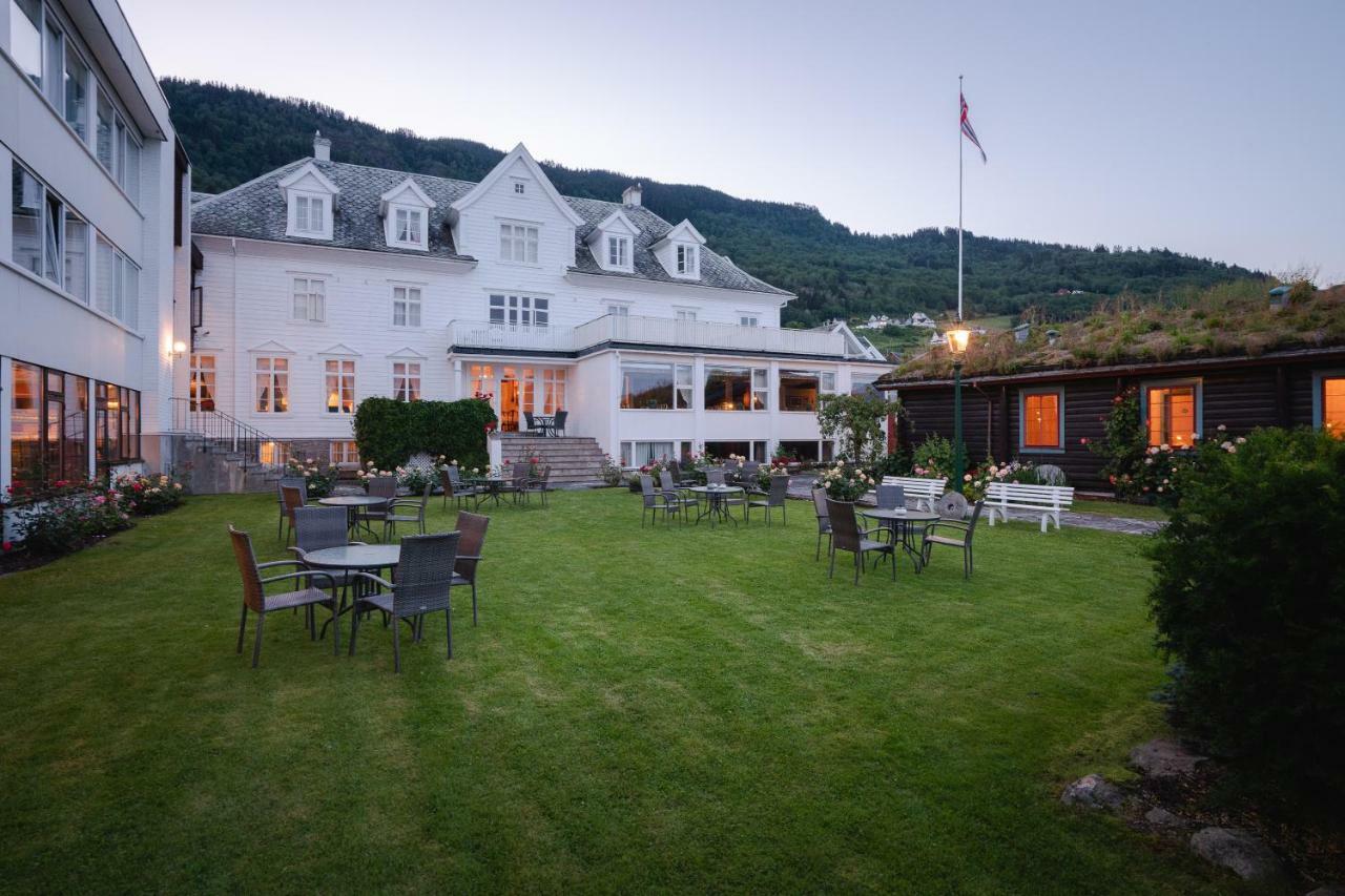 Leikanger Fjordhotel - Unike Hoteller Exterior photo